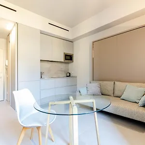 https://design-studio-lodi-mm3.italymilanhotels.net